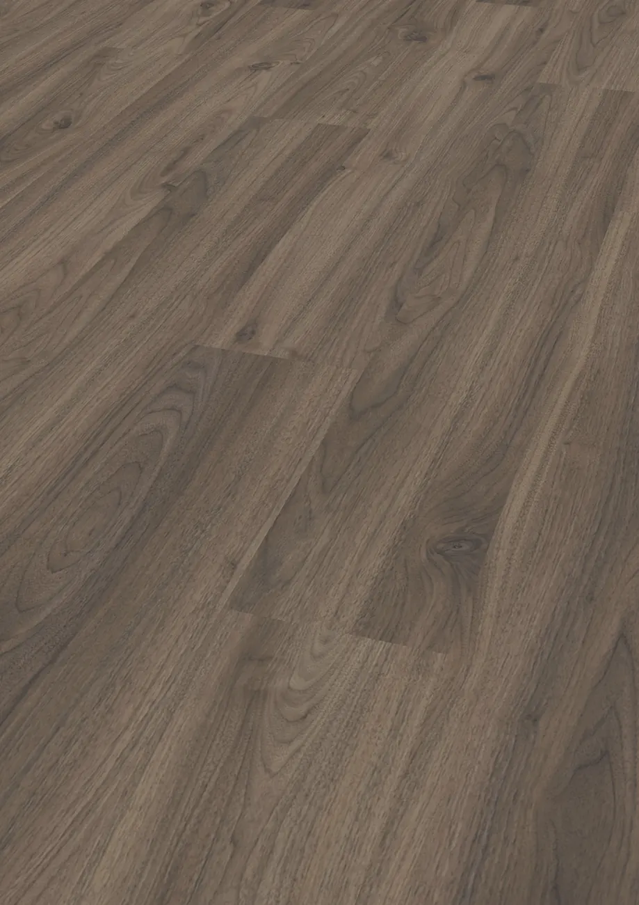 Piso laminado Walnuts Walnut Palazzo, tono madera oscura
