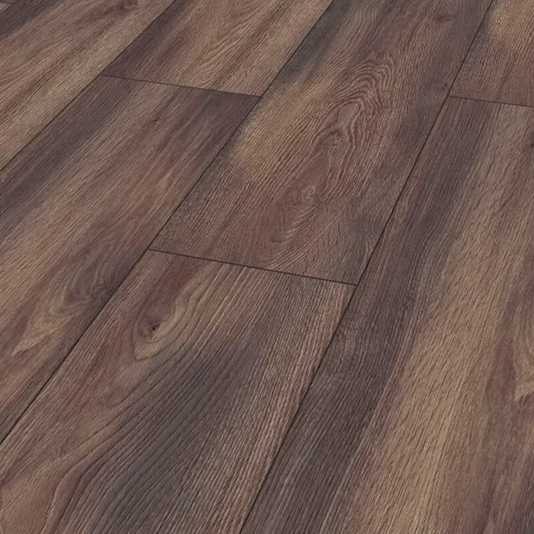 Piso laminado Suite Elba Oak Platin, tono gris