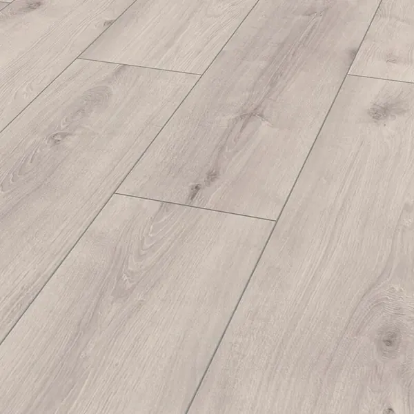 Piso laminado Suite Kashmir Oak White, tono blanco