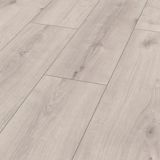 Piso laminado Suite Kashmir Oak White, tono blanco